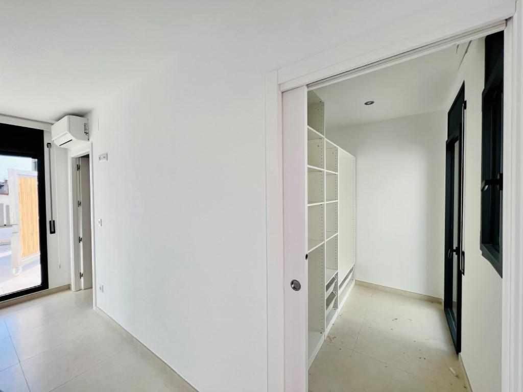 Casc Antic Sl Sabater 6 Apartment Roses